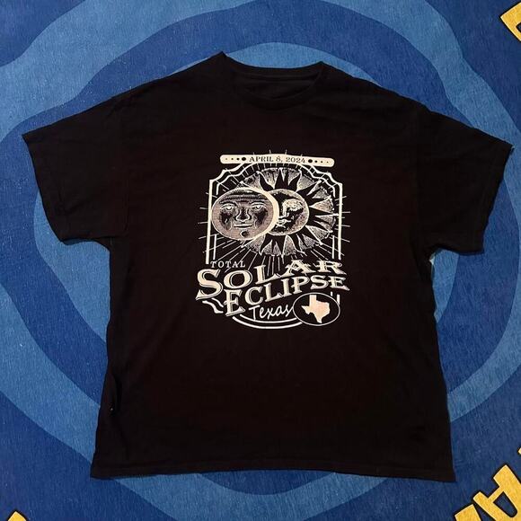 2024 Texas Total Solar Eclipse Graphic T-Shirt - Picture 1 of 4